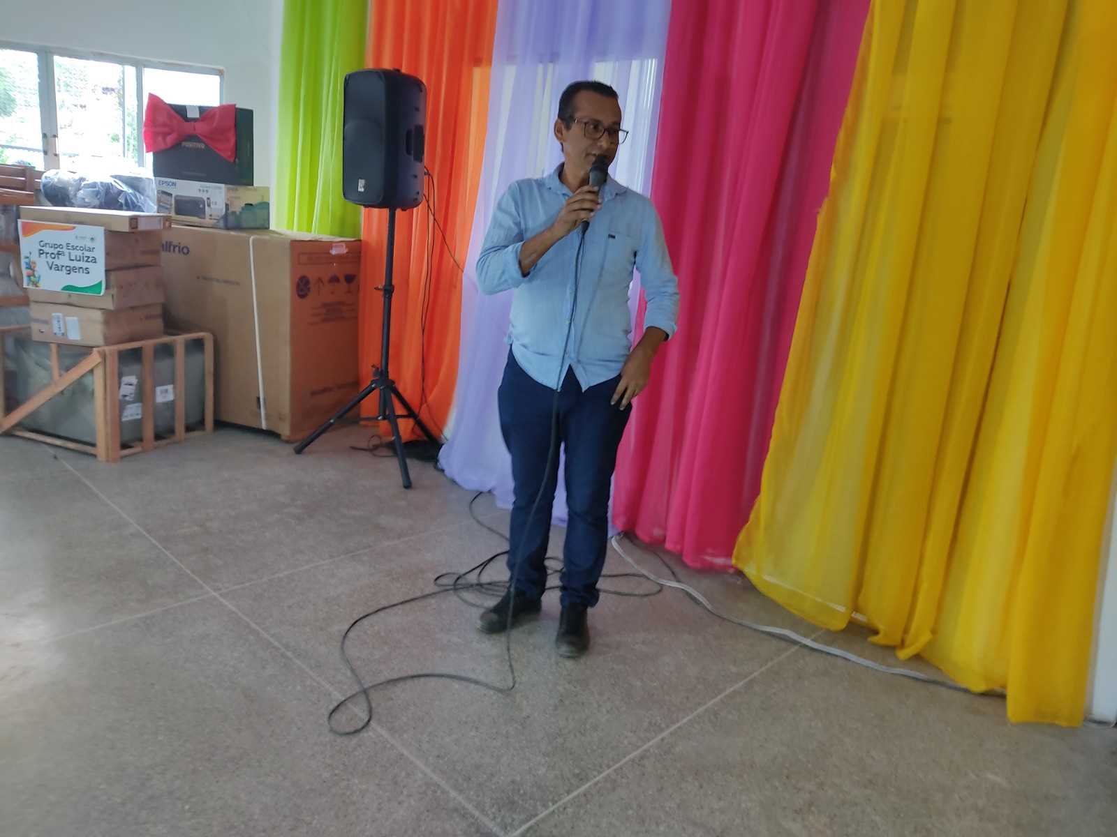 Prefeitura faz entrega de novos equipamentos para Escolas da rede Municipal
